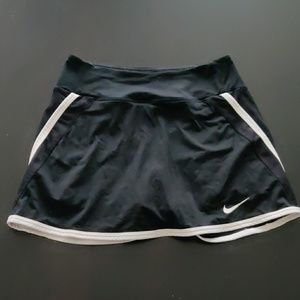 Nike black tennis skort skirt with shorts